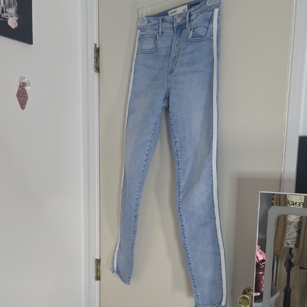 Garage Light Blue Women's Jeans W/ White Stripe (EUC)(1)🤍🩵🤍